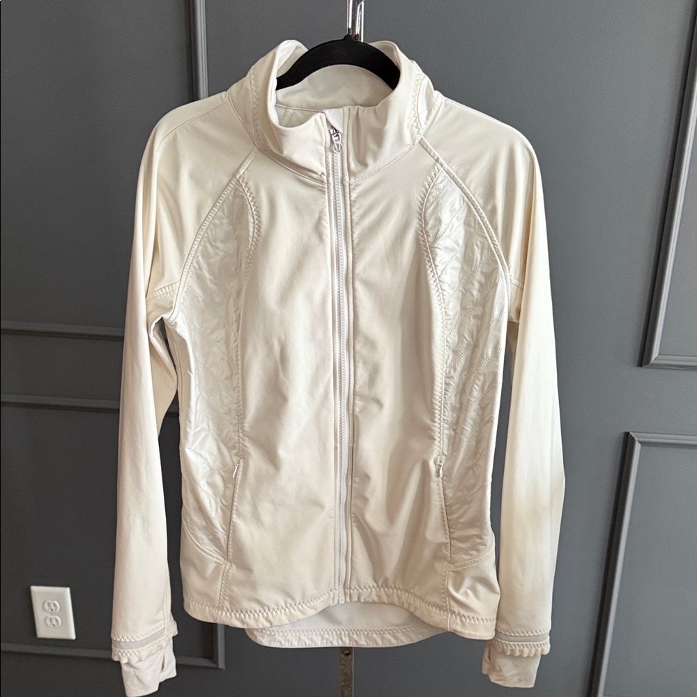 Lululemon wind runner jacket cream sz 10